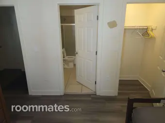 Room for rent in Los Angeles, CA $1300, house