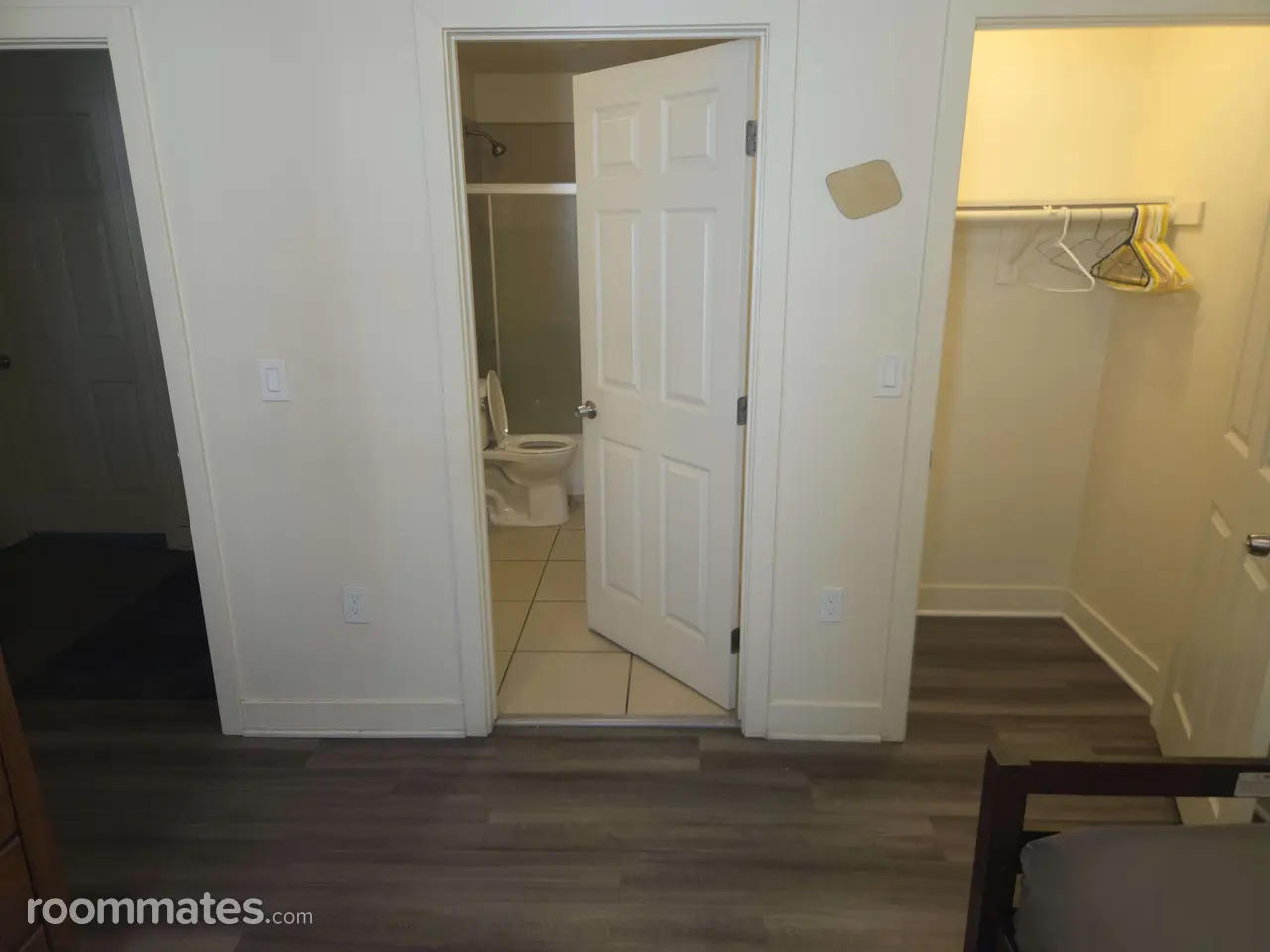 Profile photo 10 of 12