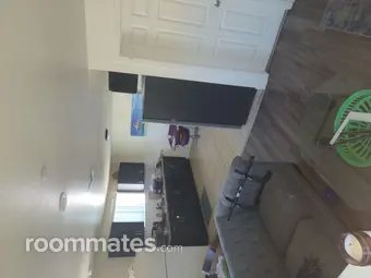 Room for rent in Los Angeles, CA $1300, house