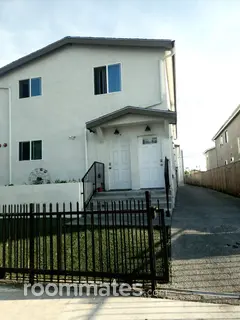 Room for rent in Los Angeles, CA $800, house