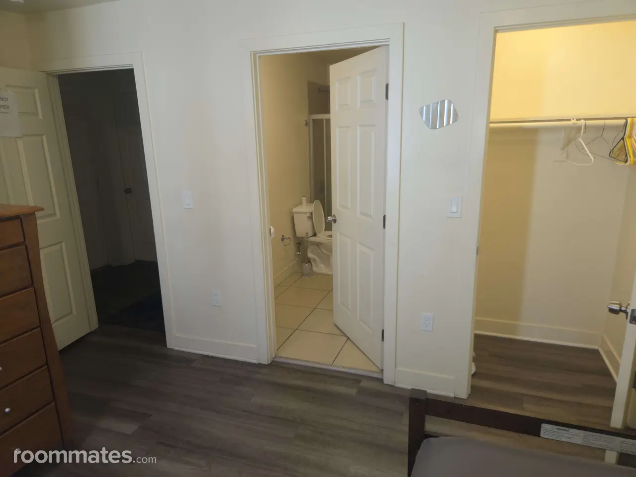 Profile photo 9 of 12