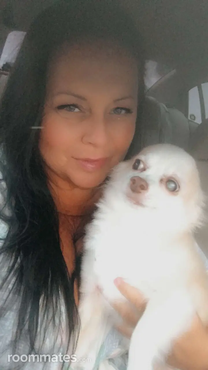 Profile photo 9 of 10