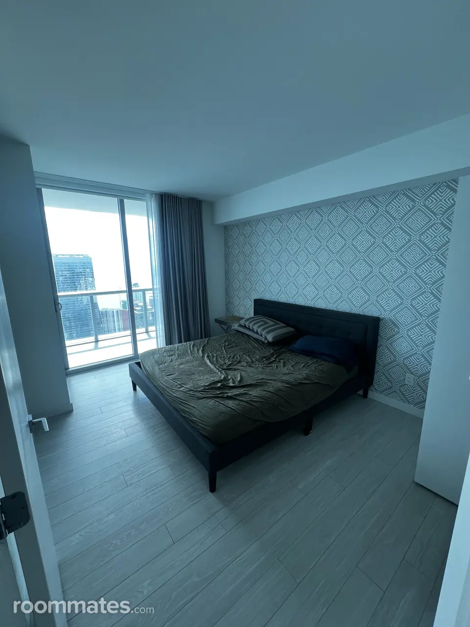 Profile photo 5 of 10