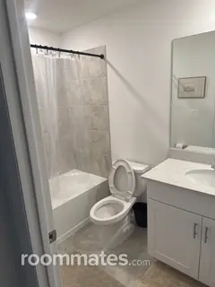 Room for rent in Fort Myers, FL $1000, townhouse