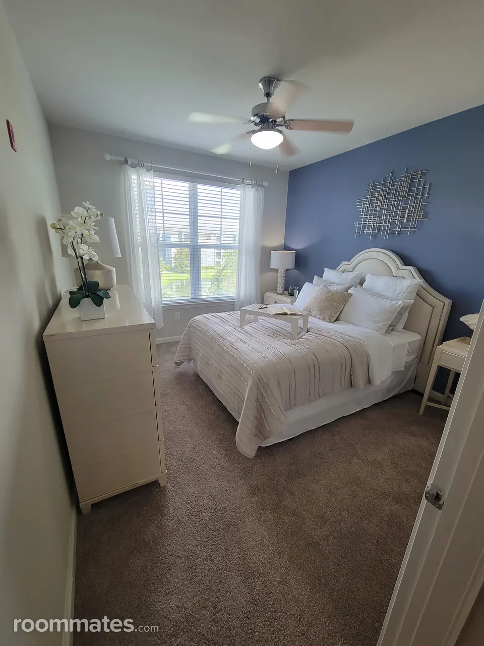 Profile photo 4 of 5