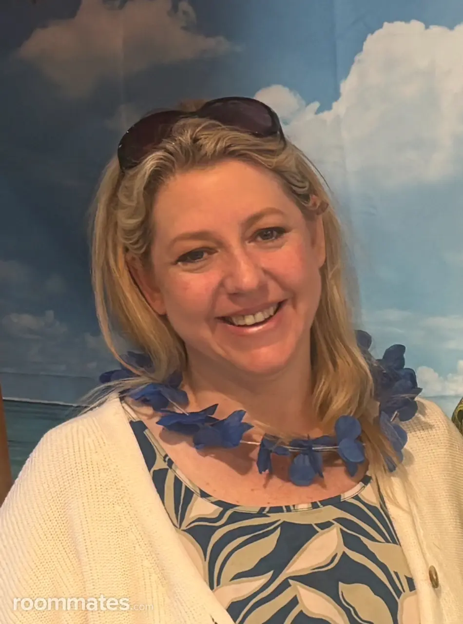 Profile photo 2 of 4