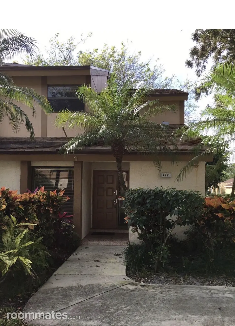 Profile photo 9 of 10