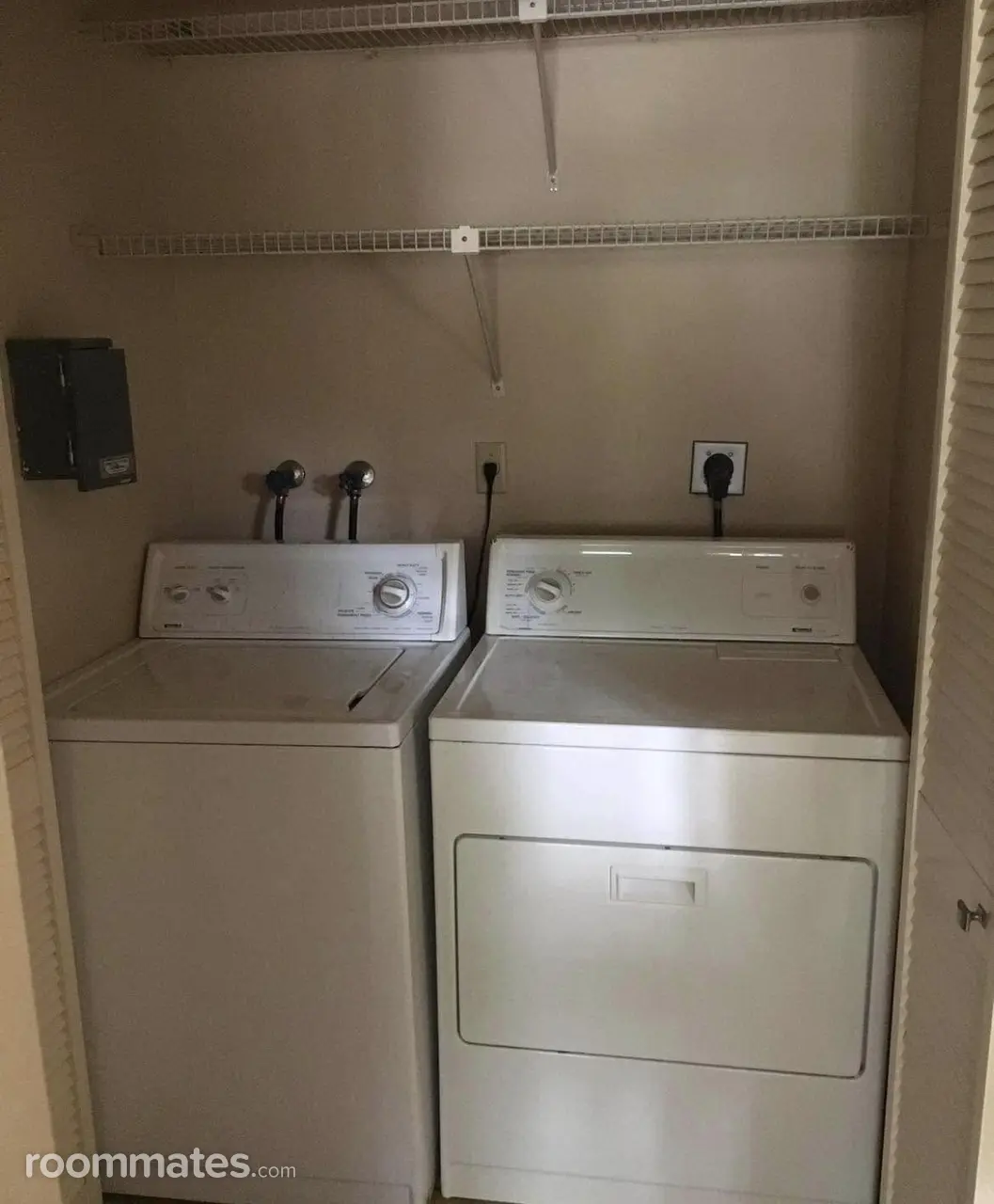 Profile photo 6 of 10