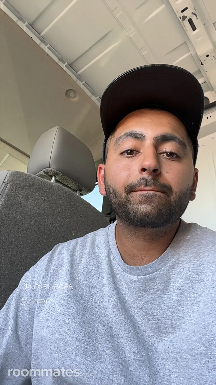 Profile photo 1 of 1