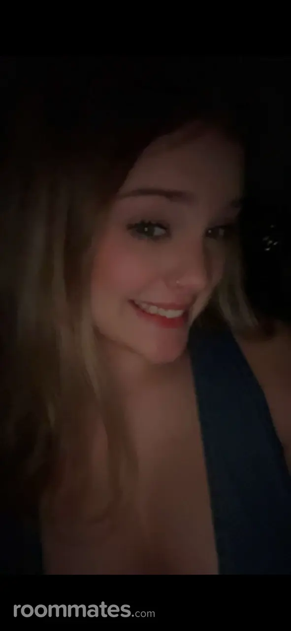 Profile photo 7 of 12