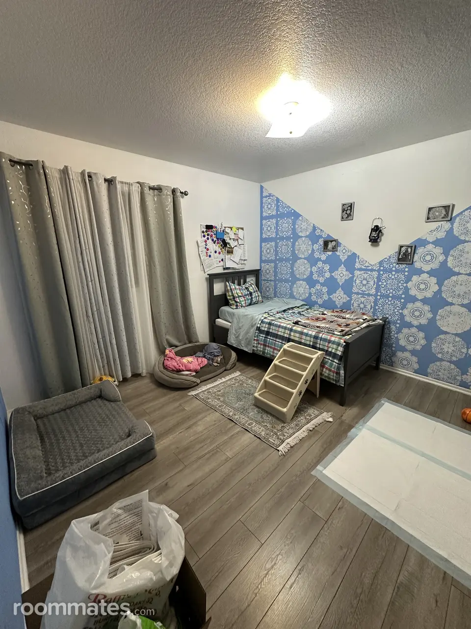 Profile photo 3 of 4