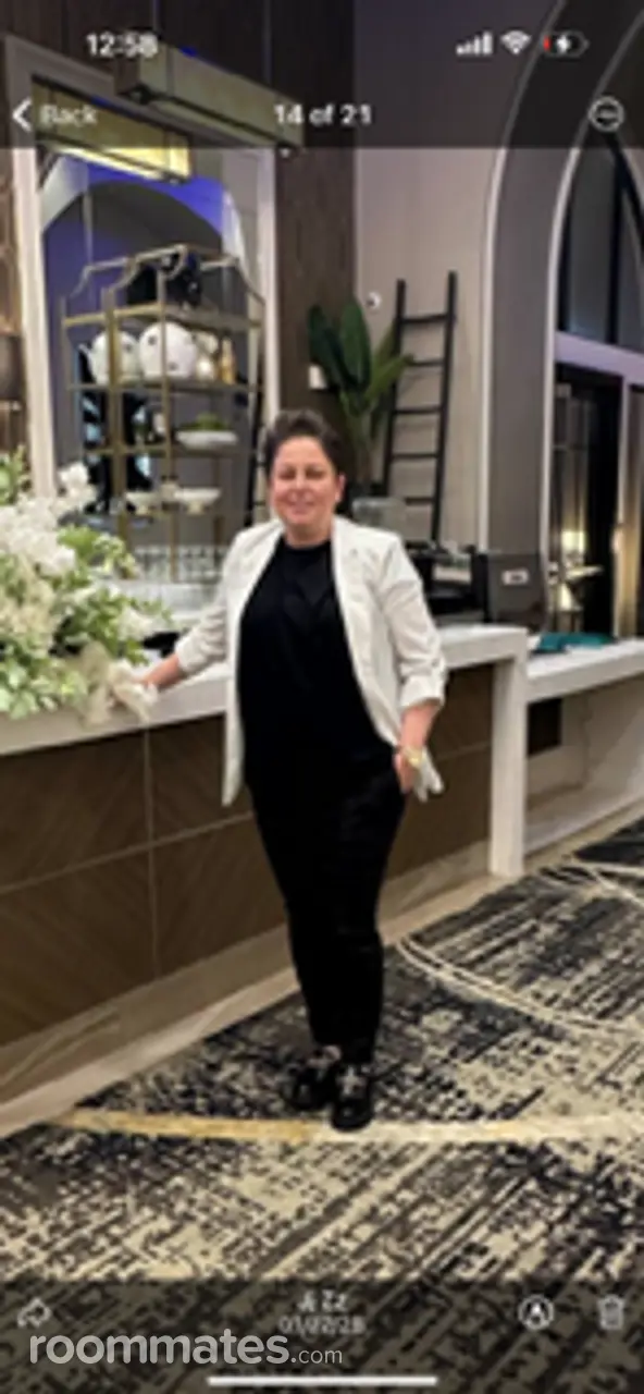 Profile photo 4 of 4