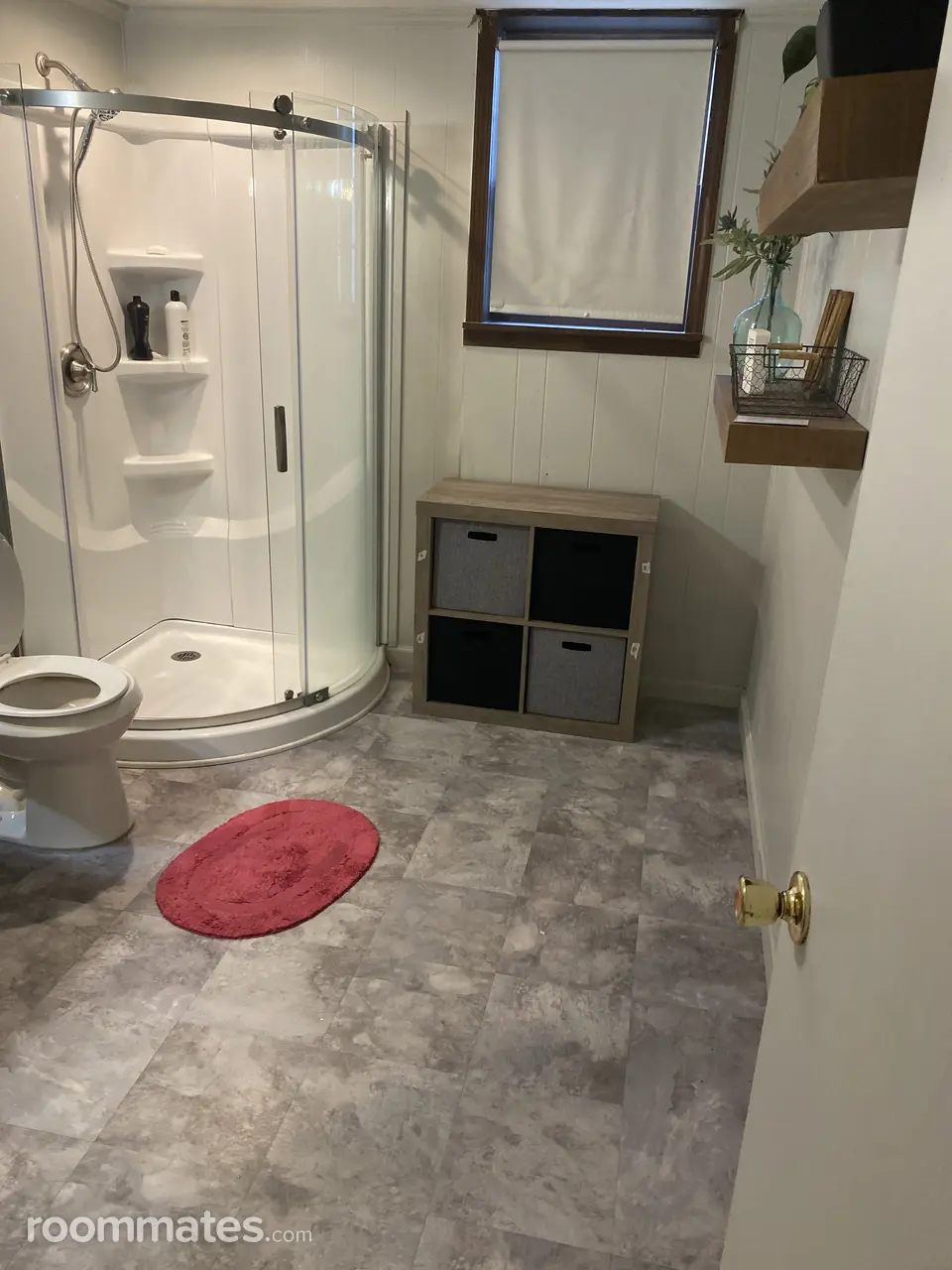 Profile photo 7 of 12