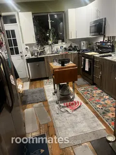 Room for rent in Philadelphia, PA $1400, house