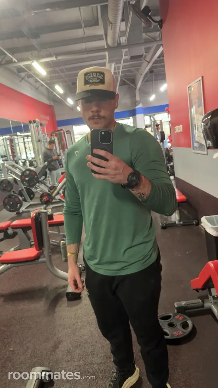 Profile photo 1 of 1