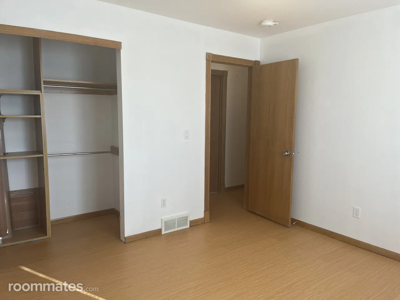 Profile photo 1 of 8