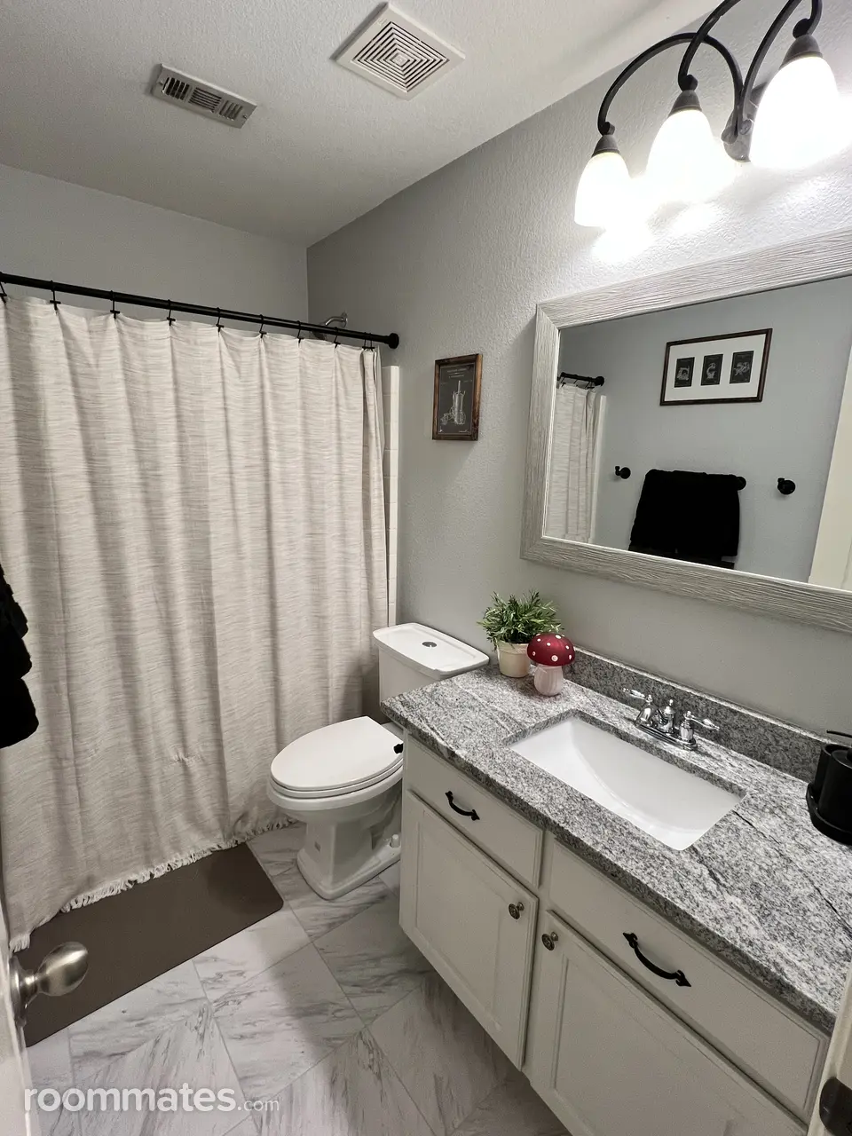 Profile photo 2 of 6