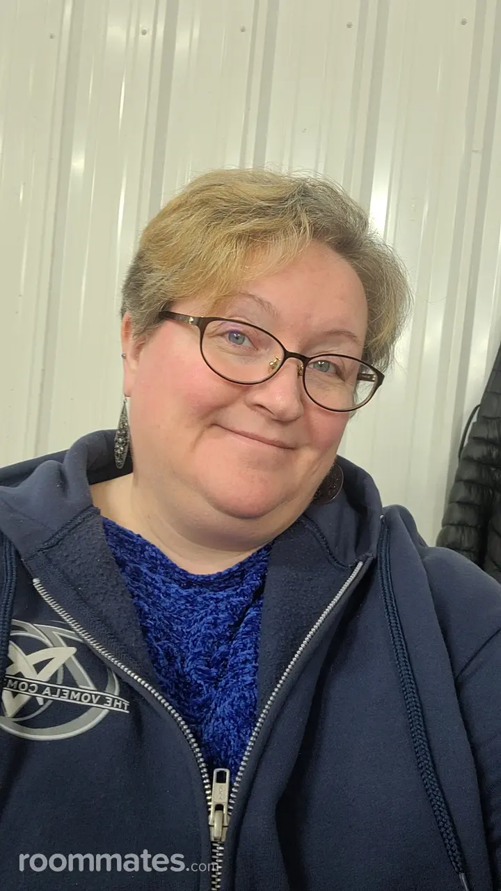 Profile photo 9 of 9