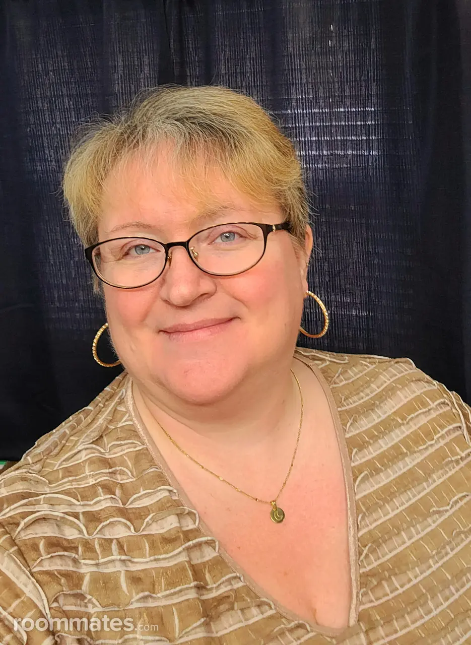 Profile photo 1 of 9