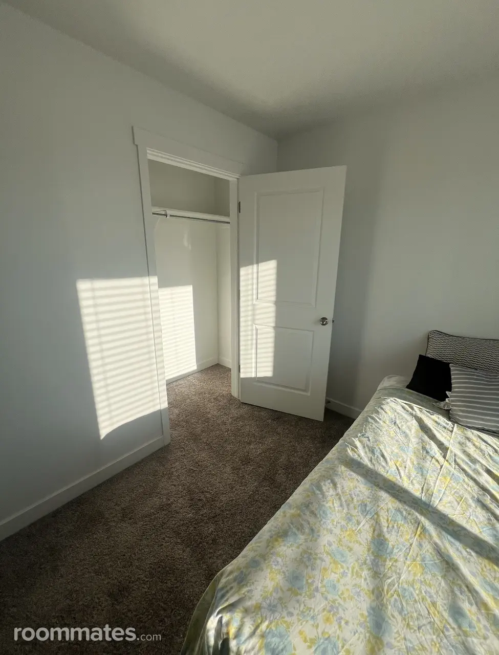 Profile photo 1 of 11