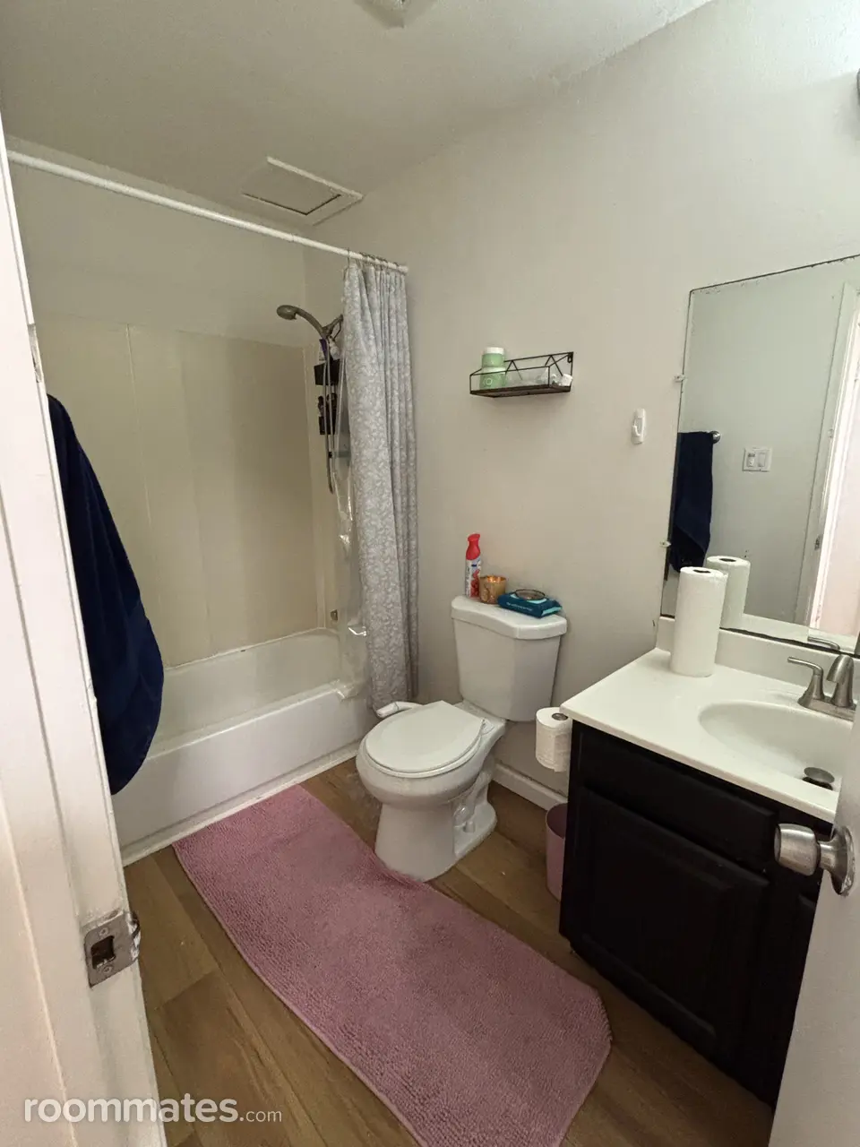 Profile photo 1 of 8