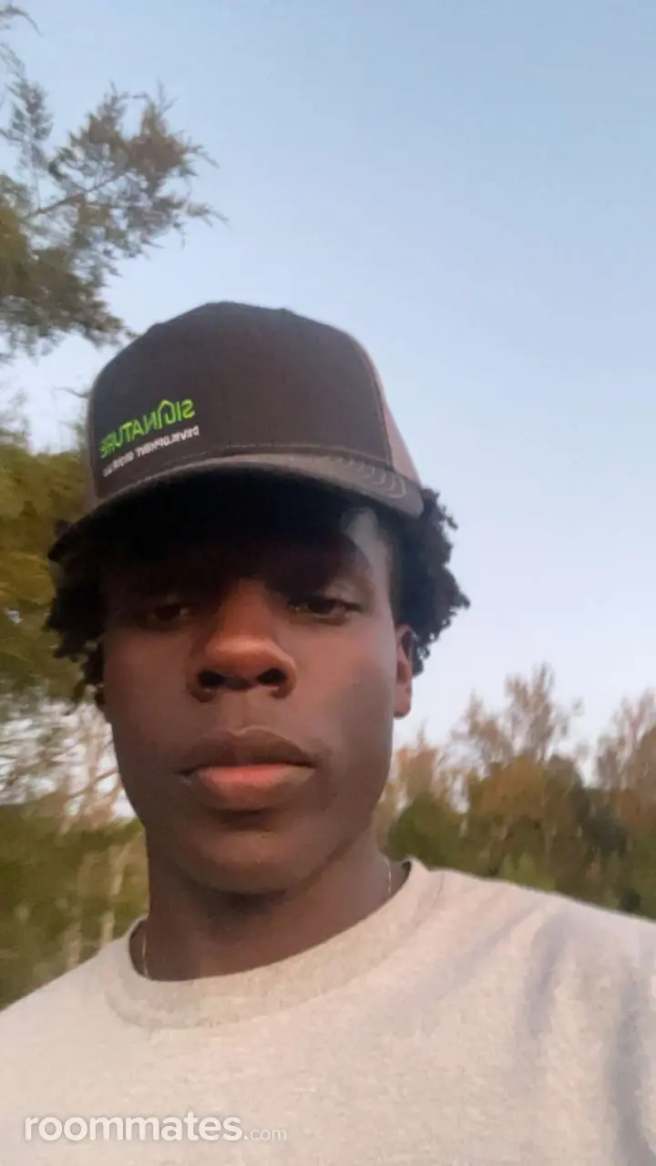 Profile photo 1 of 1