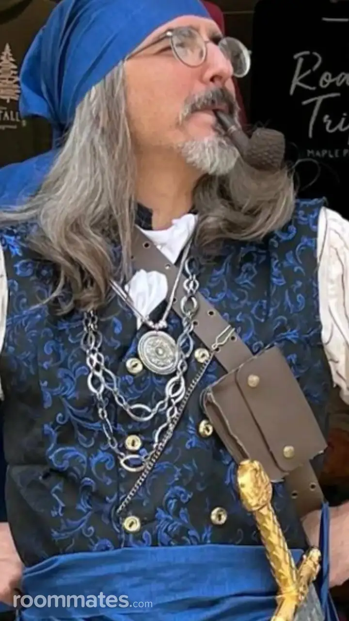 Profile photo 1 of 1