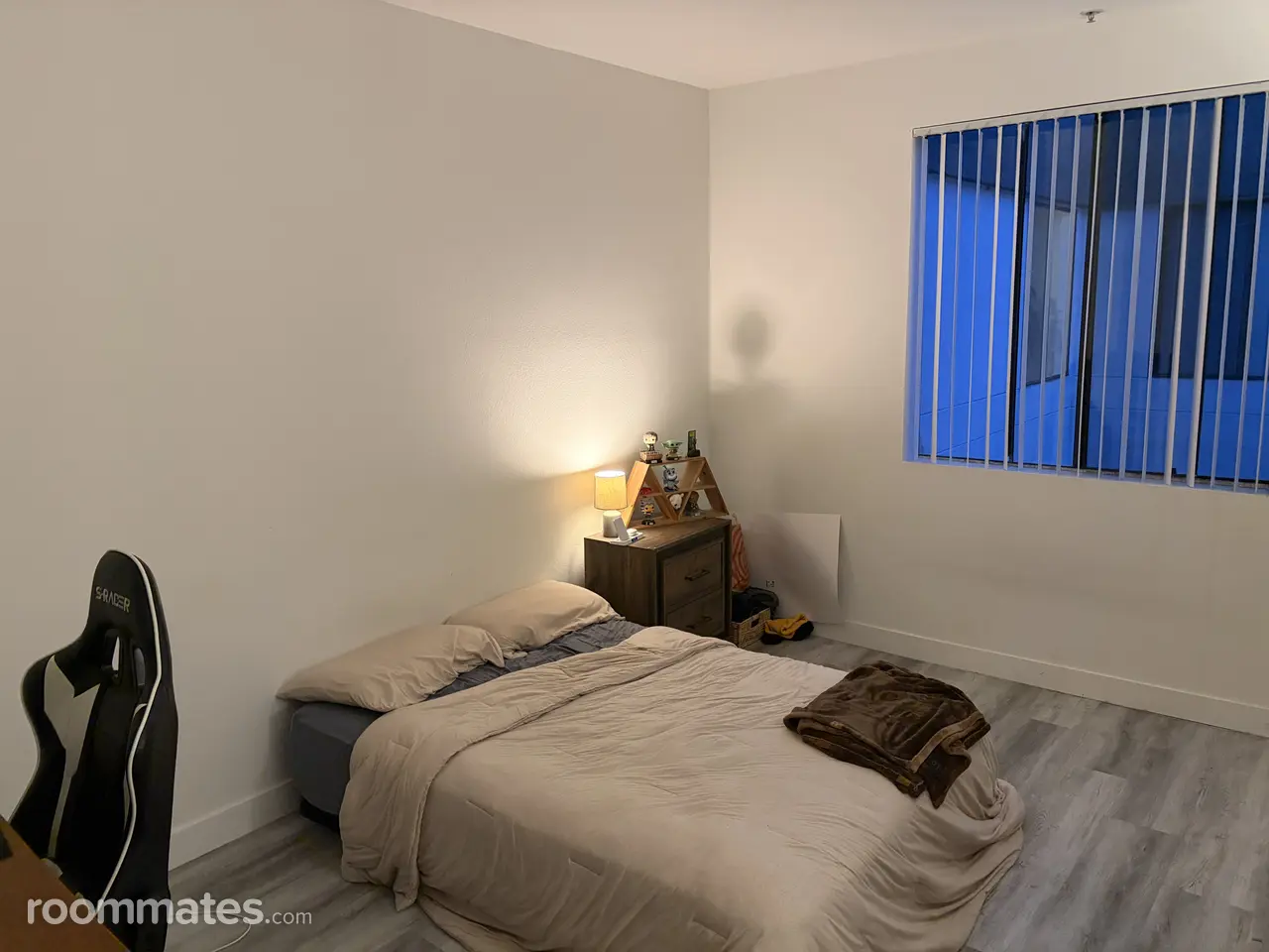 Profile photo 3 of 9