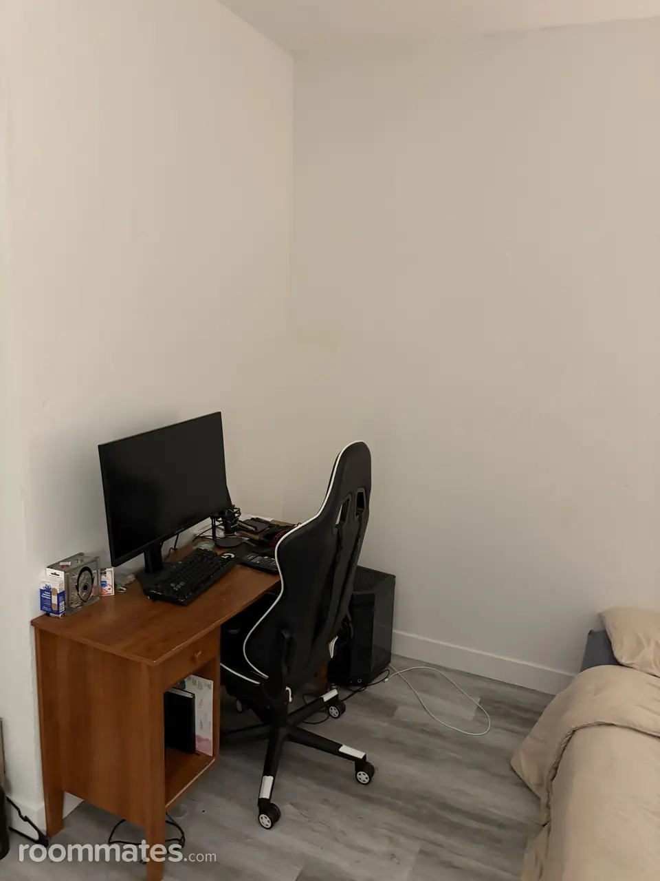 Profile photo 1 of 9