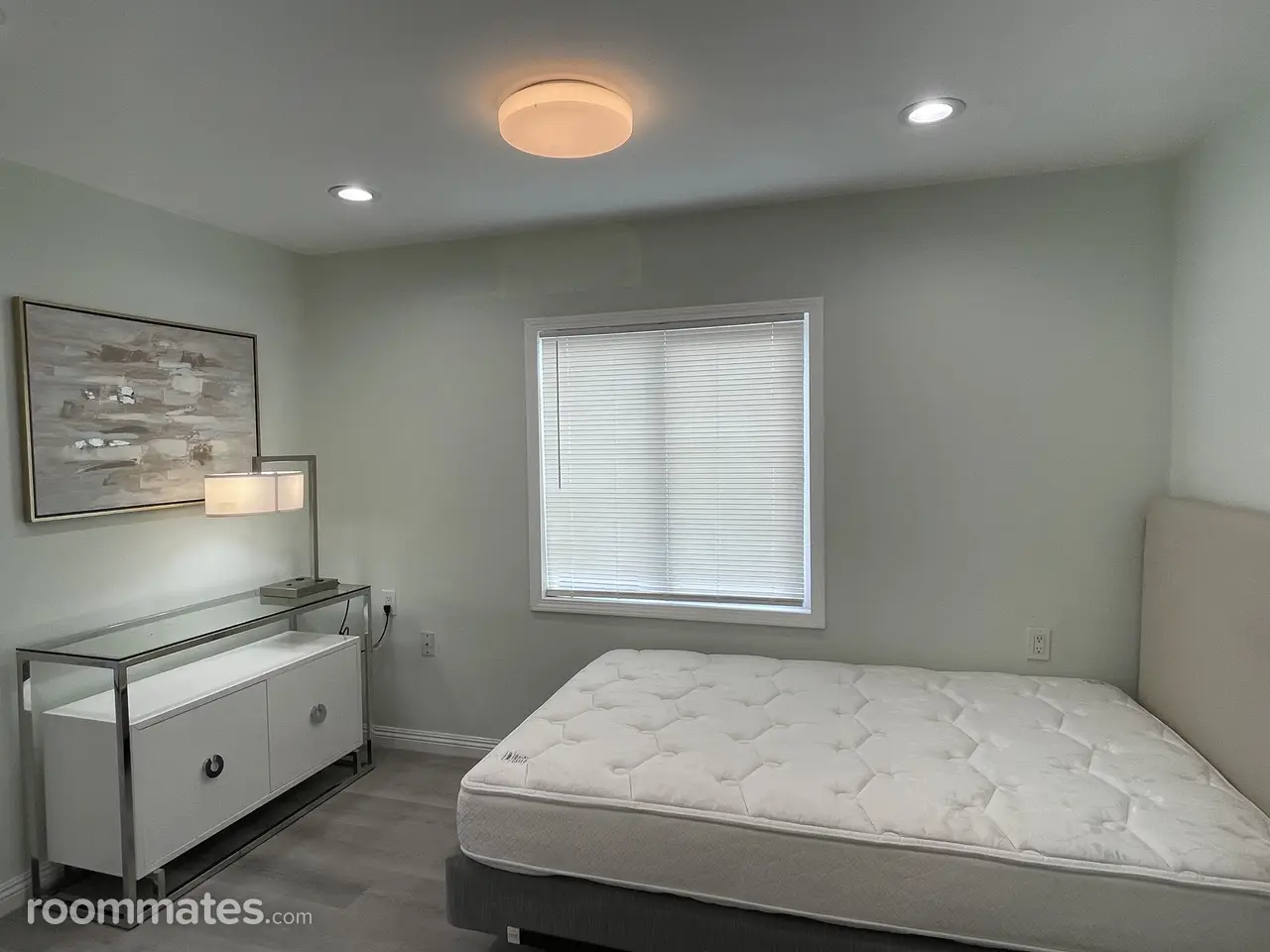 Profile photo 7 of 8