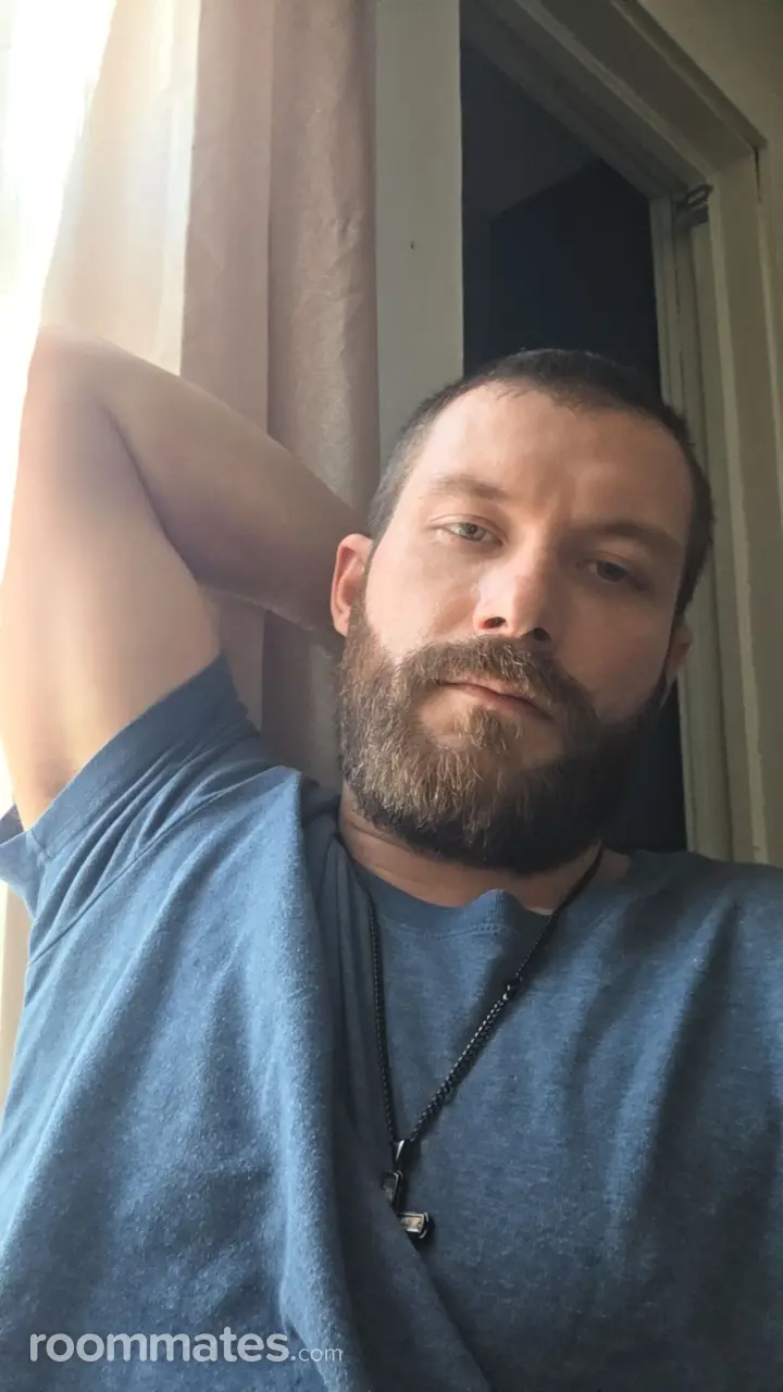 Profile photo 1 of 1