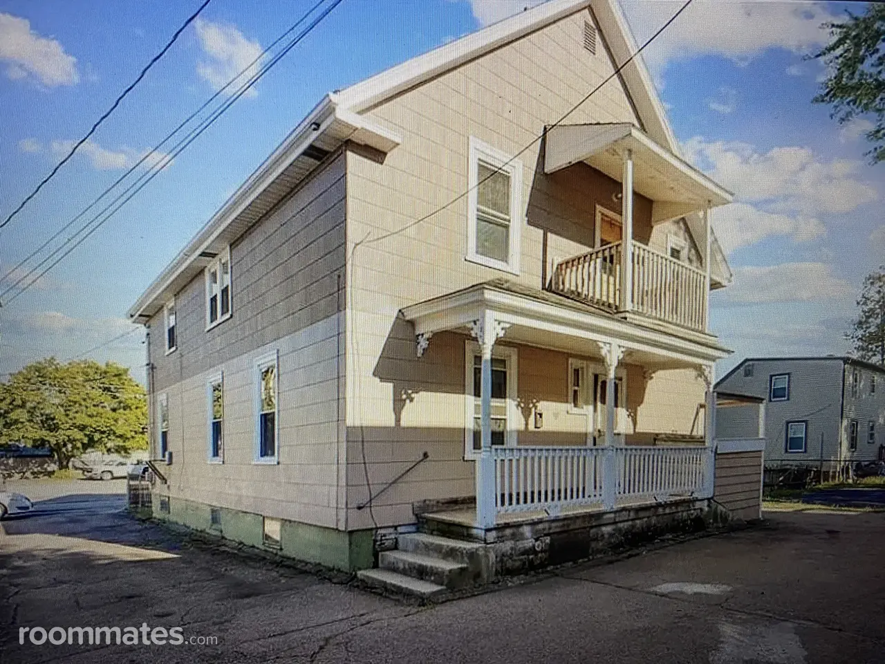 Profile photo 2 of 4