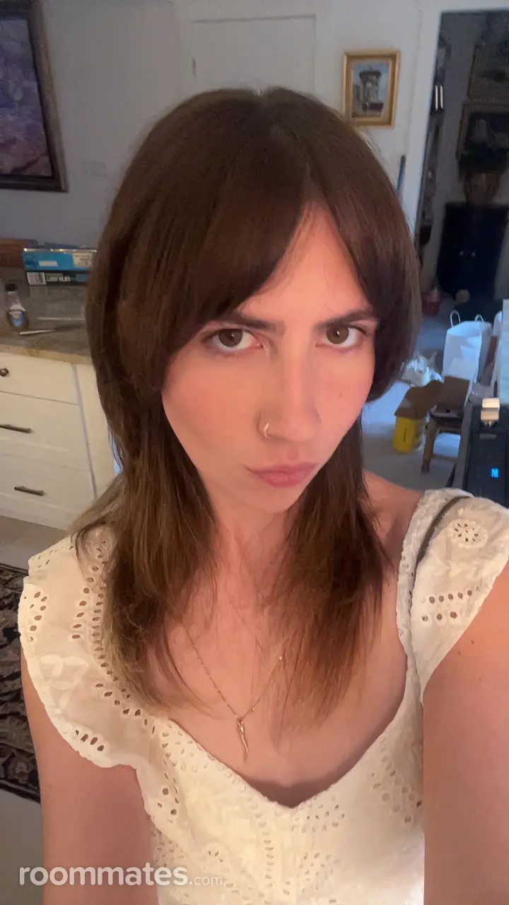 Profile photo 3 of 8