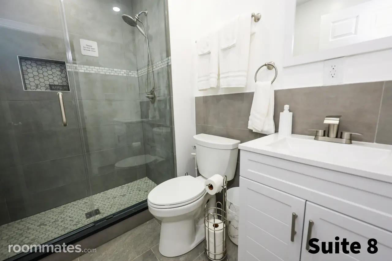 Profile photo 1 of 12