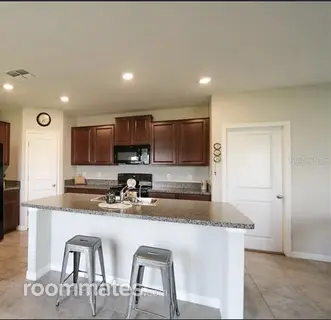 Room for rent in Sun City Center, FL $900, house