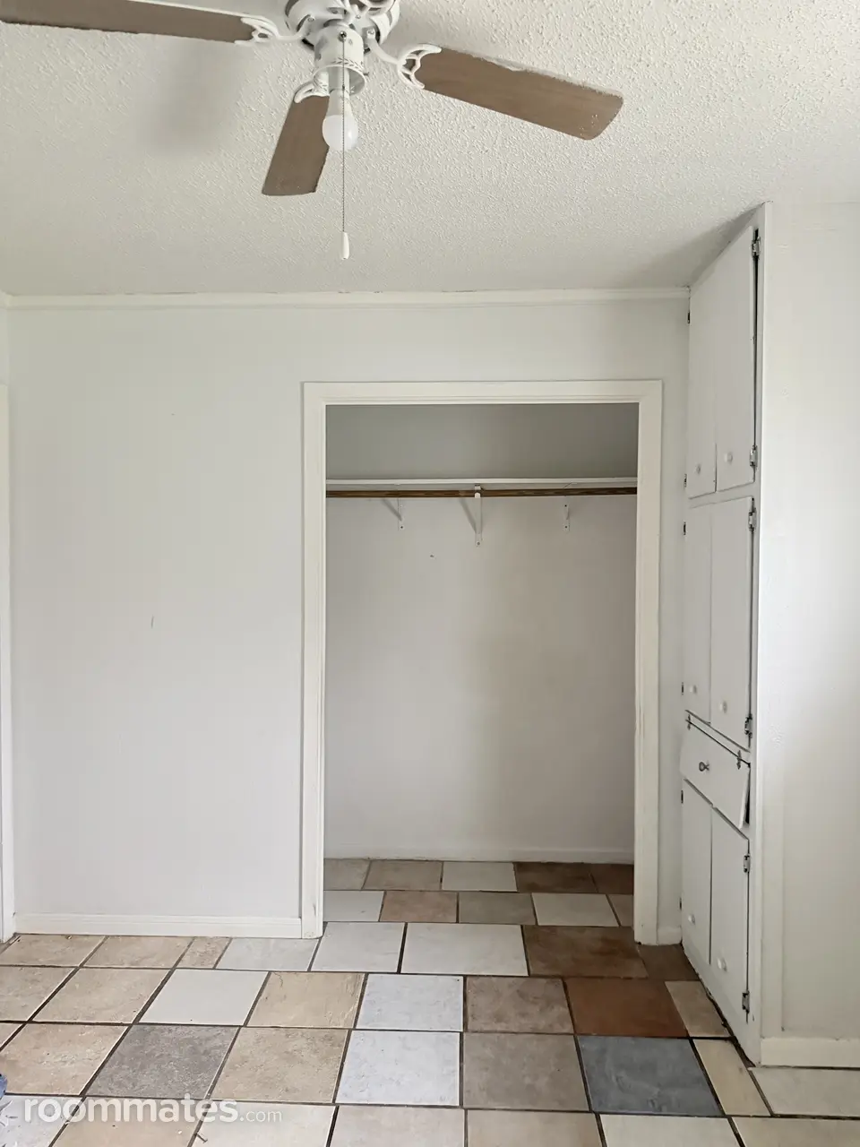 Profile photo 6 of 11