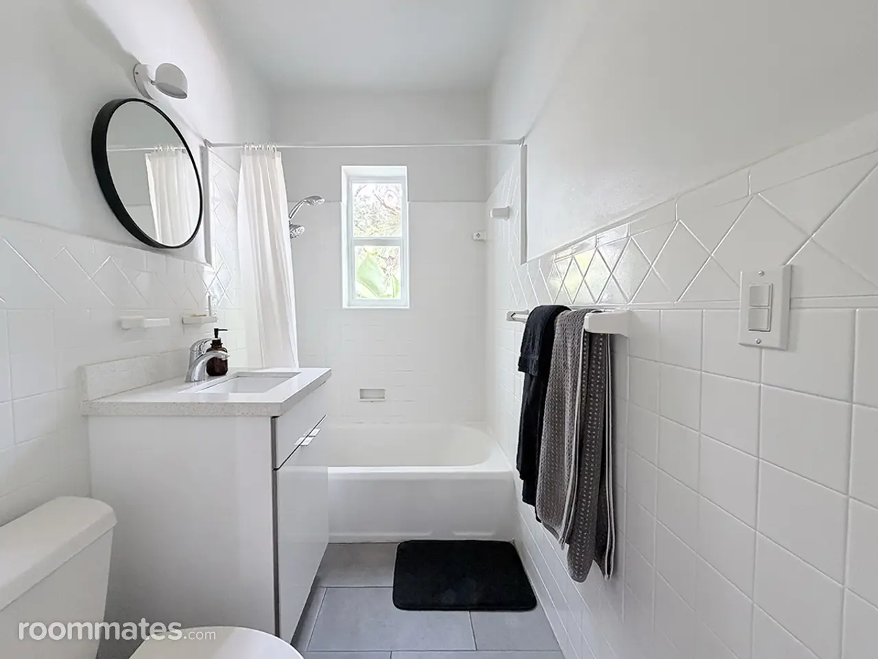 Profile photo 8 of 10