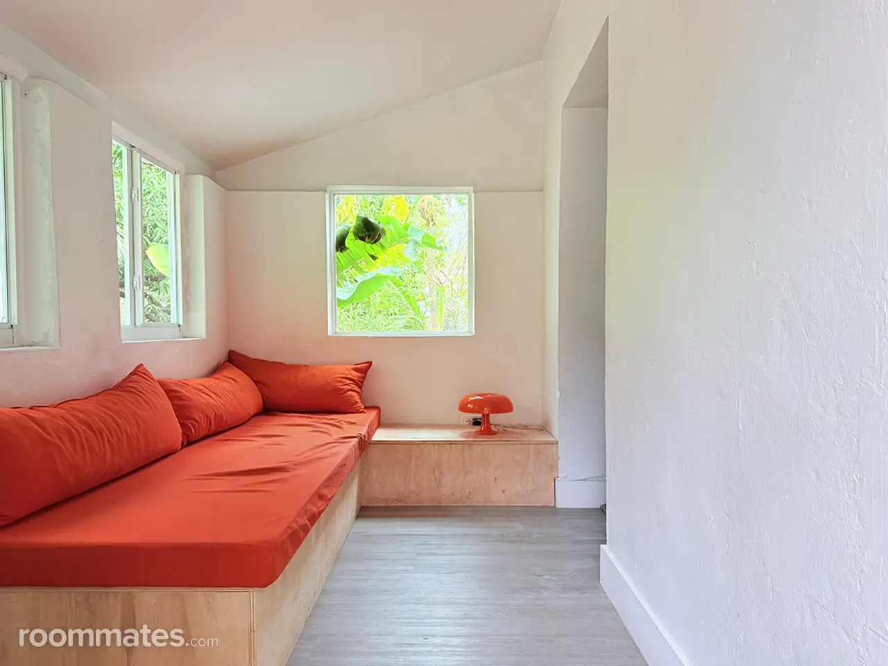 Profile photo 7 of 10