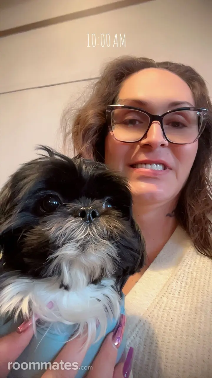 Profile photo 2 of 4