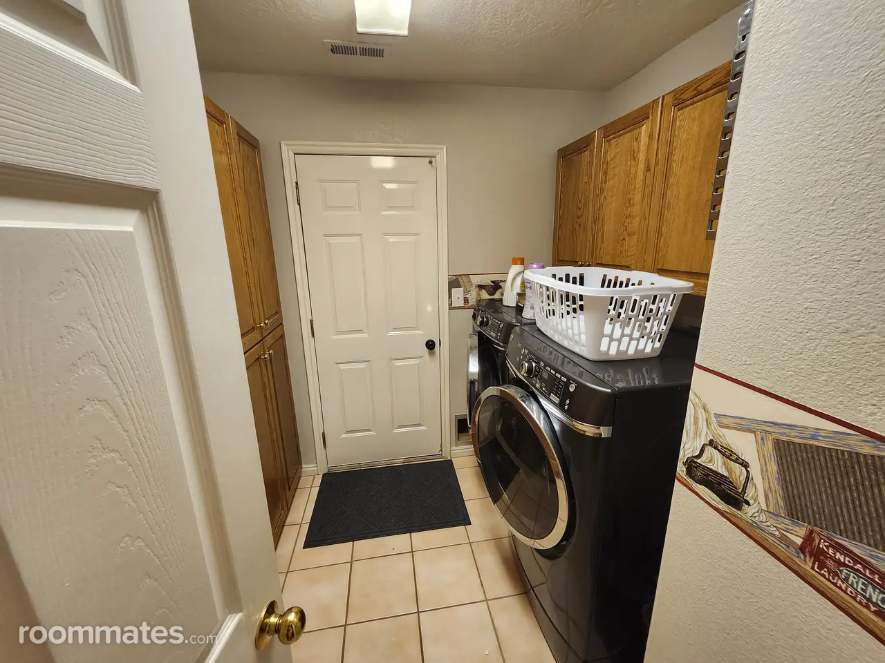 Profile photo 3 of 11