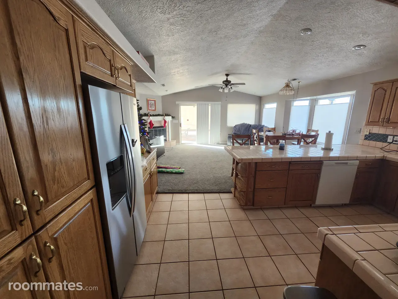 Profile photo 7 of 11