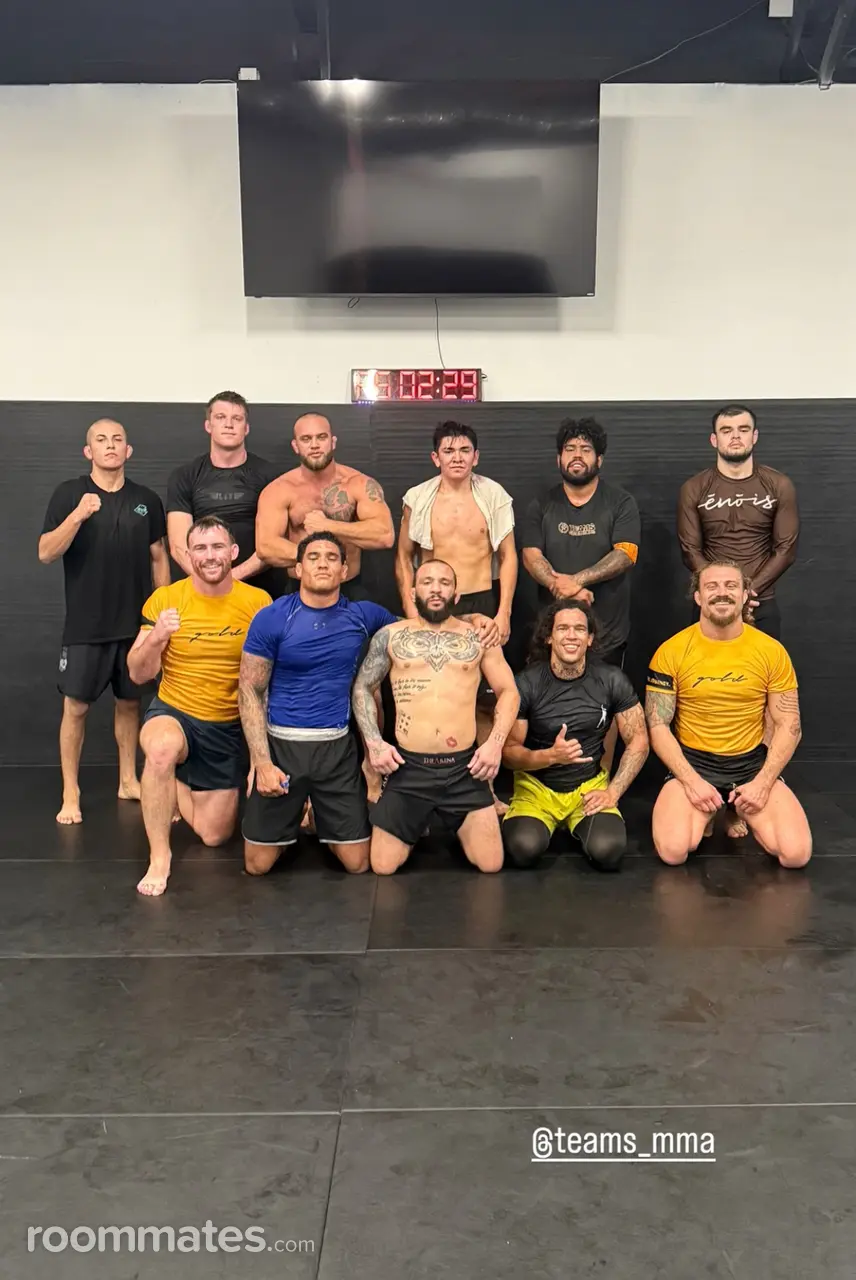 Profile photo 7 of 11