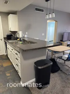 Room for rent in Sandy, UT $900, condo