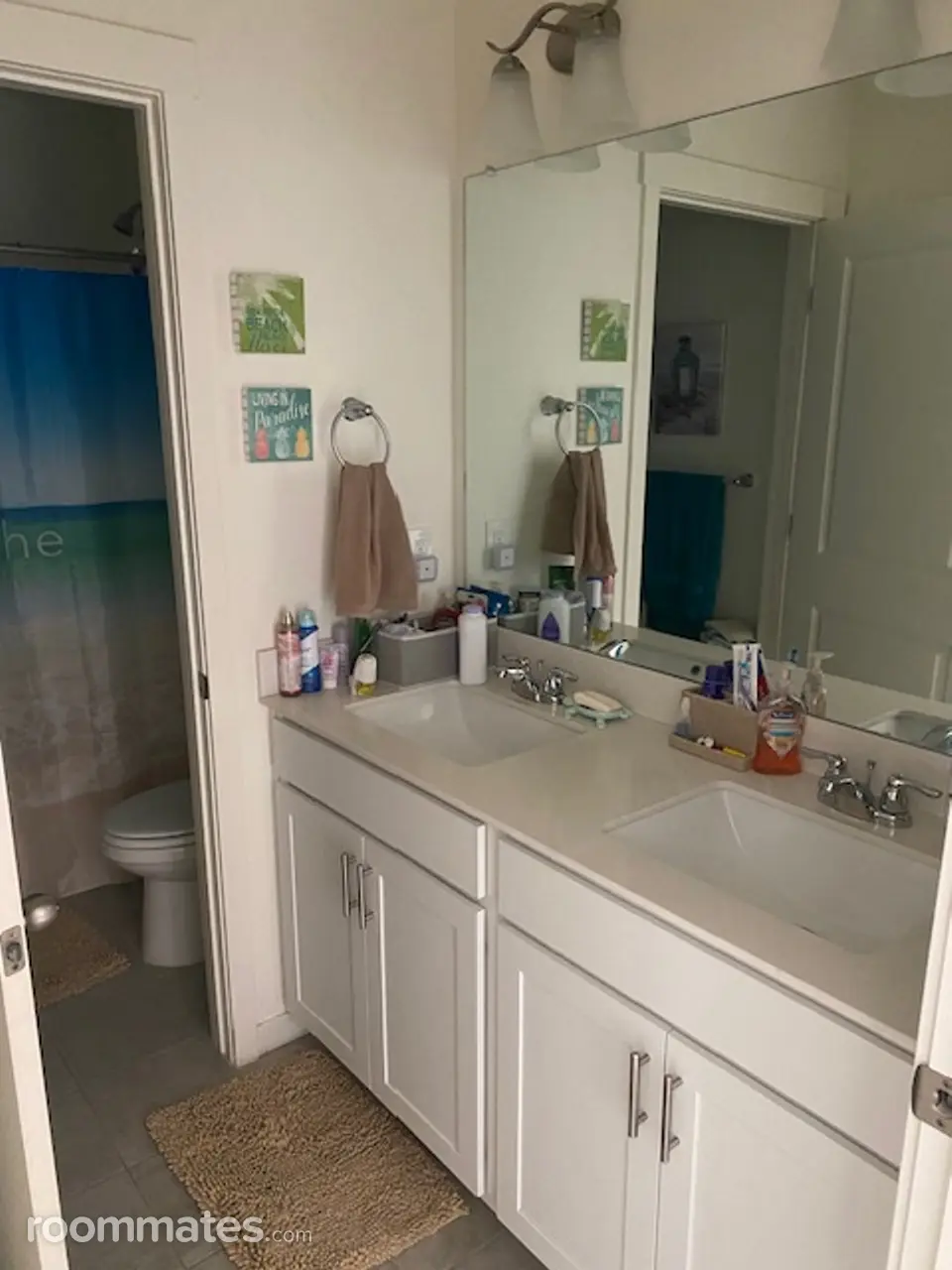 Profile photo 9 of 14