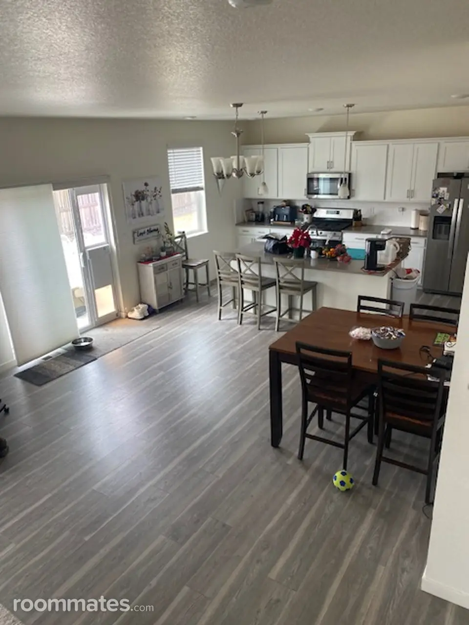 Profile photo 2 of 14