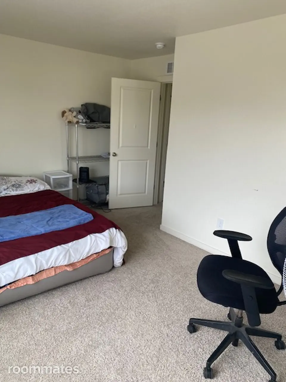 Profile photo 6 of 14