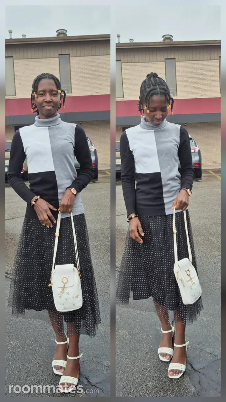 Profile photo 1 of 1