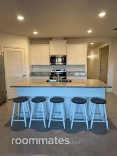 Room for rent in Melbourne, FL $1100, house