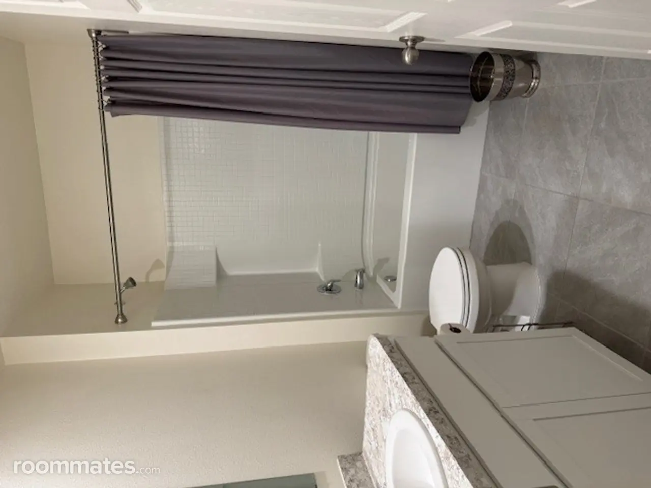 Profile photo 4 of 11