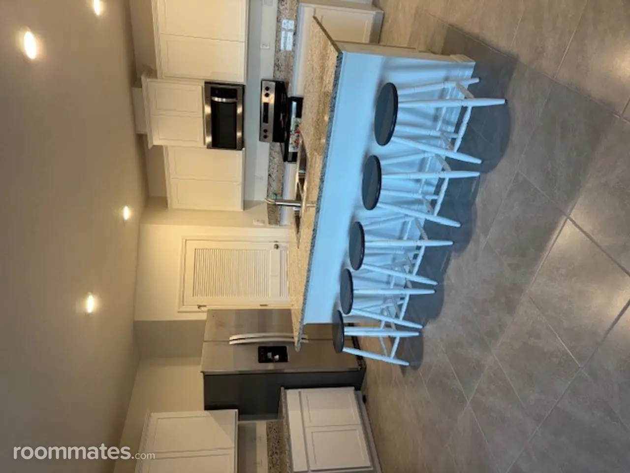 Profile photo 3 of 11